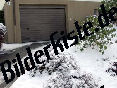 Garagenausfahrt im Winter