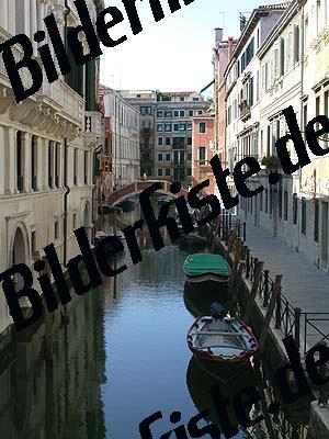 Wasserstrasse in Venedig