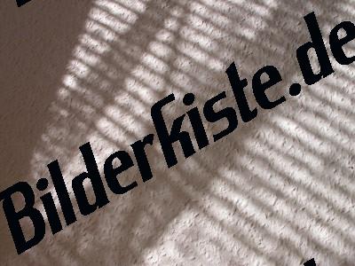 Schatten an Wand