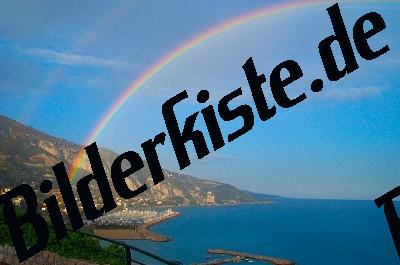 Regenbogen am Meer