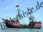 Piratenschiff auf See